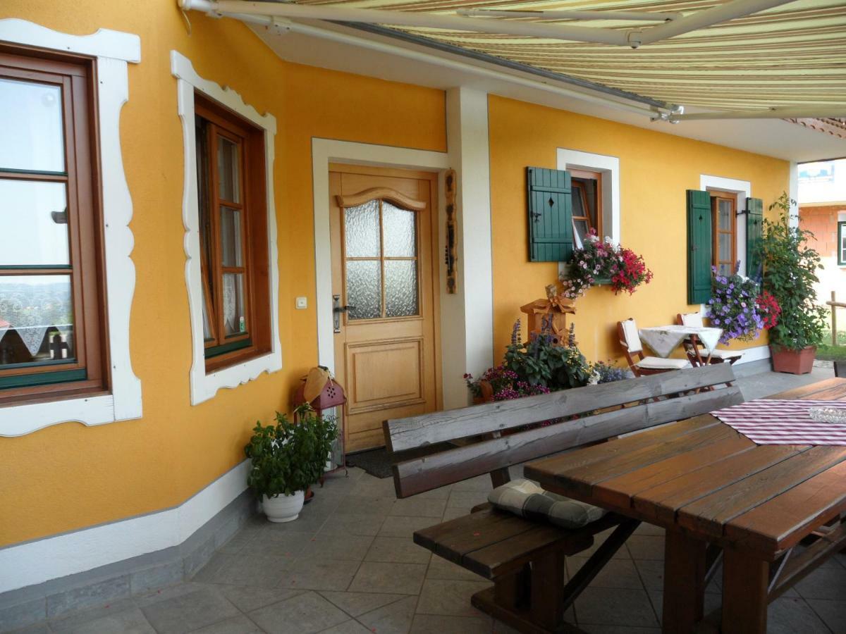 Weingut Stoff Kitzeck im Sausal Exterior foto